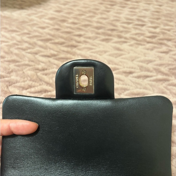 **SOLD** Chanel Square Mini - Picture 6 of 9